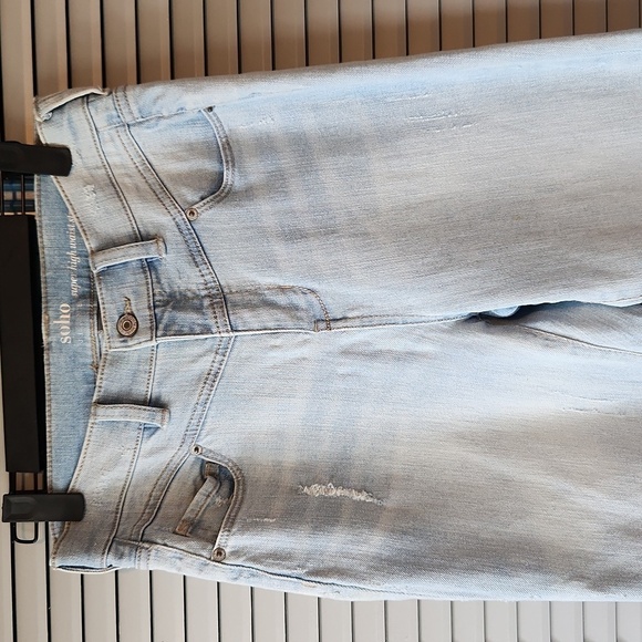 New York & Company Soho Jeans Super High Straight Cut - Picture 3 of 16